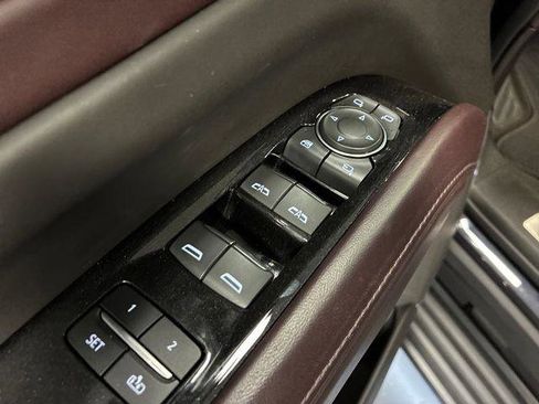 Used 2023 Cadillac Escalade ESV Sport Platinum w/ LPO, ONYX Package AWD/4WD image 43