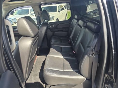 Used 2008 Cadillac Escalade EXT image 51