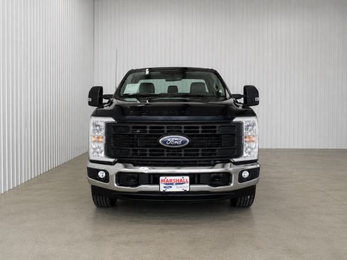 Used 2023 Ford F250 XL w/ XL Chrome Package RWD image 2