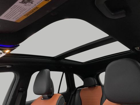 Certified 2026 Mercedes-Benz GLC 300 4MATIC image 30