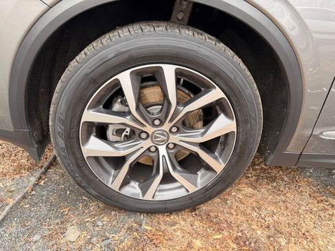 Used 2023 Acura MDX SH-AWD w/ Technology Package image 5