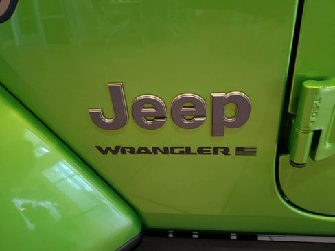 New 2025 Jeep Wrangler Unlimited Rubicon 392 image 15