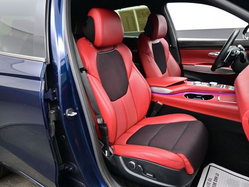 Certified 2023 Genesis GV70 2.5T w/ Sport Prestige Package image 14