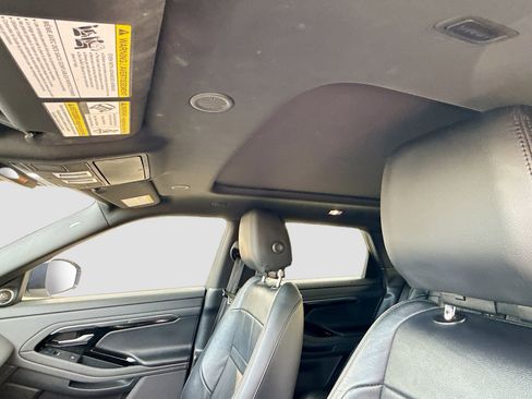 Used 2022 Land Rover Range Rover Evoque R-Dynamic S image 27