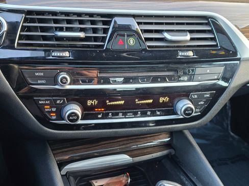 Used 2019 BMW 530i xDrive w/ Convenience Package image 23