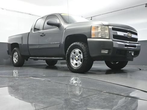 Used 2011 Chevrolet Silverado 1500 LT w/ All-Star Edition RWD image 30