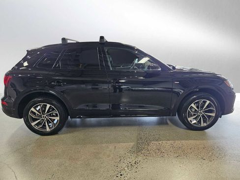 Used 2024 Audi Q5 2.0T Premium w/ Summer of Audi Package image 8