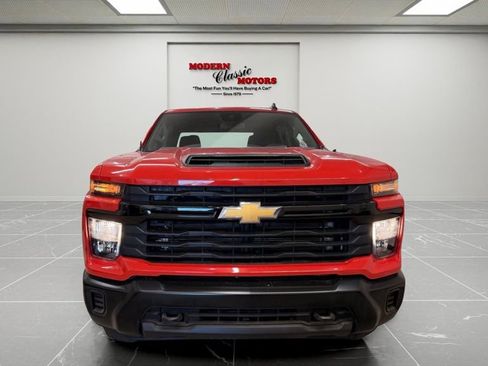Used 2025 Chevrolet Silverado 2500 W/T AWD/4WD image 2