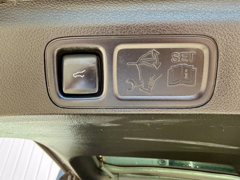 Used 2019 Ford Expedition Limited w/ Equipment Group 302A image 20