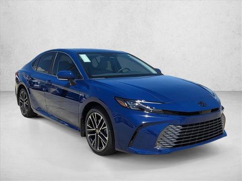 New 2026 Toyota Camry XLE image 7