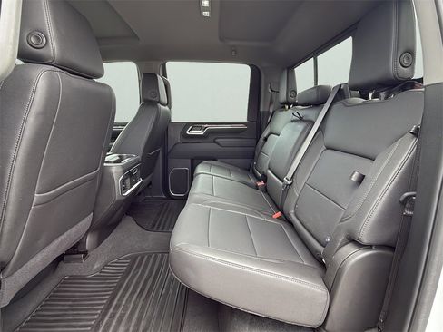 Used 2025 Chevrolet Silverado 3500 LTZ w/ LTZ Plus Package image 30