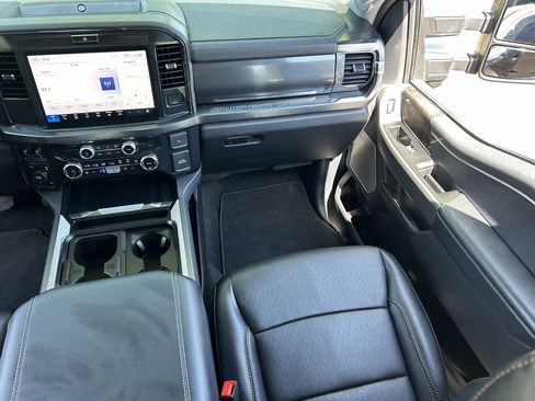 Used 2025 Ford F250 Lariat AWD/4WD image 14