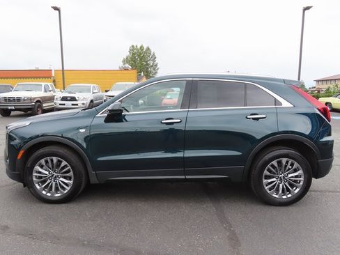 Used 2024 Cadillac XT4 Premium Luxury w/ Cold Weather Package image 4