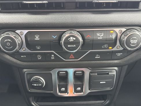 New 2026 Jeep Wrangler Sport AWD/4WD image 19
