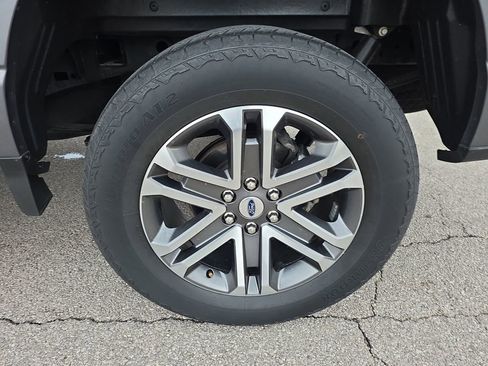 Used 2022 Ford F150 XL w/ STX Appearance Package image 12