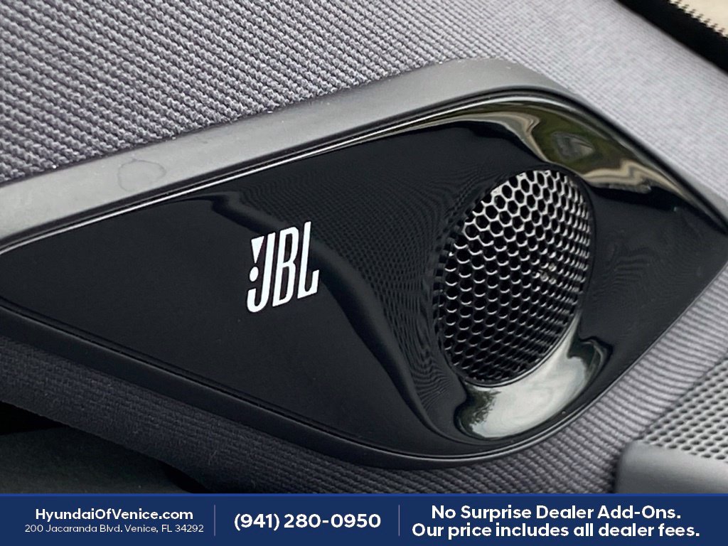 Used 2021 Toyota Avalon Limited w/ Advanced Safety Package FWD image 10