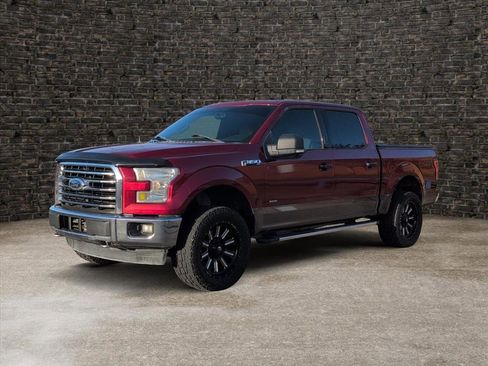 Used 2017 Ford F150 XLT w/ Equipment Group 301A Mid image 7