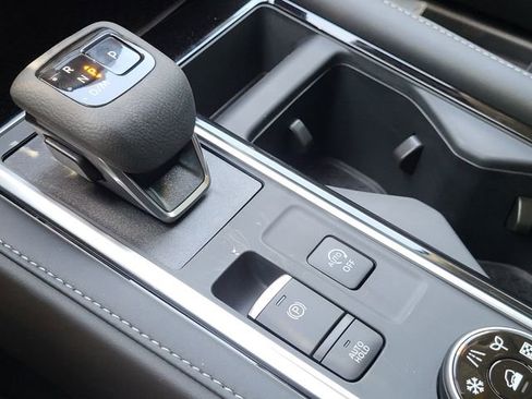 New 2026 Nissan Pathfinder SV AWD/4WD image 12