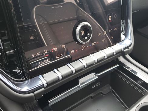 New 2026 GMC Yukon AT4 Ultimate image 29