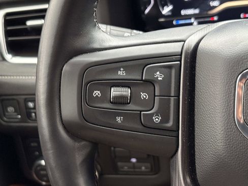 Used 2023 GMC Yukon Denali Ultimate image 19
