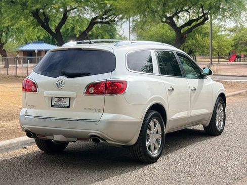 Used 2008 Buick Enclave CXL w/ Entertainment Package #3 FWD image 4