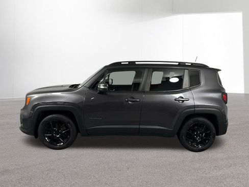 Used 2020 Jeep Renegade Altitude FWD image 25