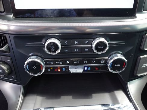 Used 2024 Ford F150 Lariat AWD/4WD image 52