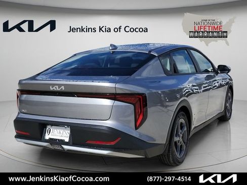 New 2026 Kia K4 FWD image 5