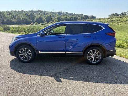 Used 2022 Honda CR-V Touring image 2