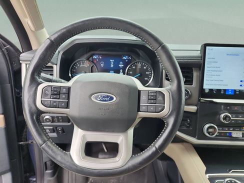 Used 2022 Ford Expedition Max XLT AWD/4WD image 8