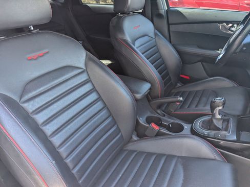 Certified 2022 Kia Forte GT image 9