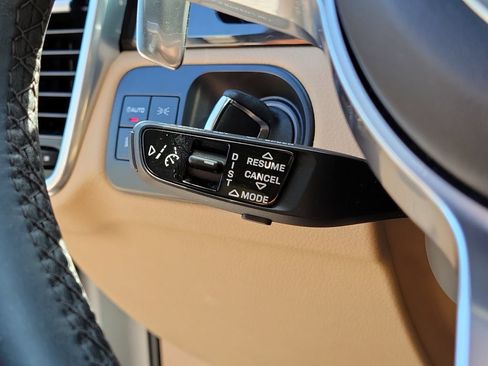 Certified 2023 Porsche Cayenne AWD/4WD image 37
