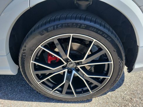 Used 2021 Audi Q8 Premium Plus w/ Premium Plus Package image 34