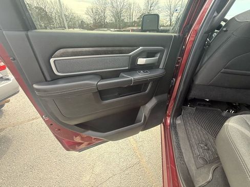 Used 2023 RAM 2500 Big Horn w/ Night Edition image 15