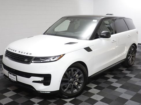 Certified 2025 Land Rover Range Rover Sport SE AWD/4WD image 2