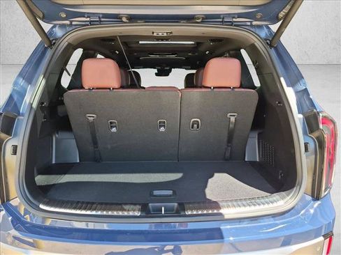 Used 2025 Kia Telluride SX w/ SX Captain's Chair Package AWD/4WD image 6