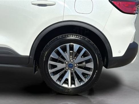 Used 2020 Ford Escape Titanium w/ Titanium Premium Package 2.0 image 34