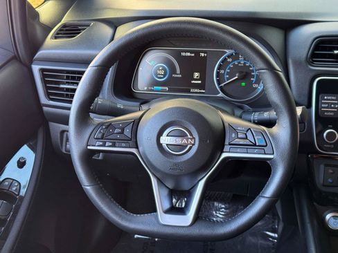 Used 2025 Nissan Leaf SV Plus FWD image 18