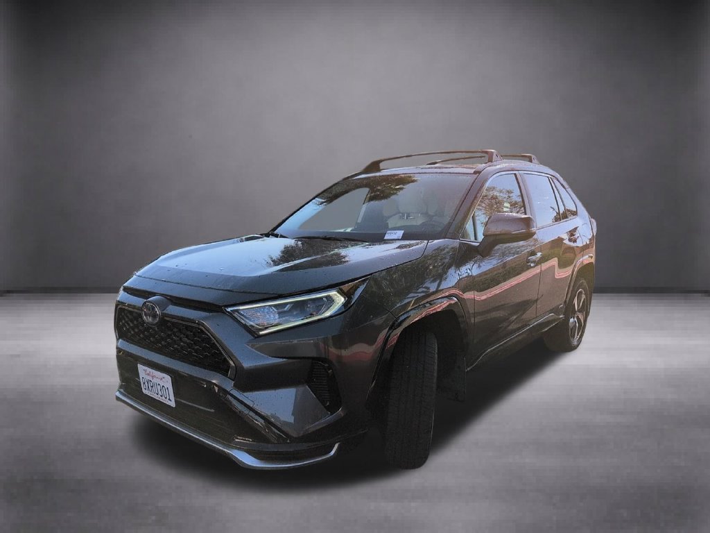 Used 2021 Toyota RAV4 SE w/ Weather & Moonroof Package AWD/4WD image 4