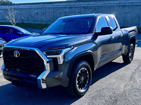 Used 2024 Toyota Tundra SR5 image 9