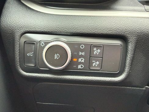 Used 2021 Ford Explorer XLT w/ Equipment Group 202A image 28