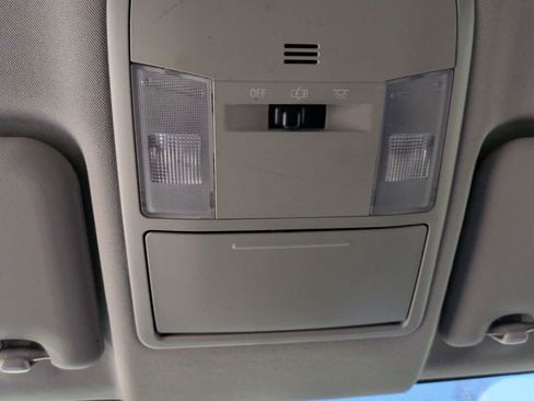 Used 2016 Toyota RAV4 LE image 32