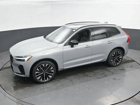 New 2026 Volvo XC60 B5 Ultra w/ Climate Package AWD/4WD image 29