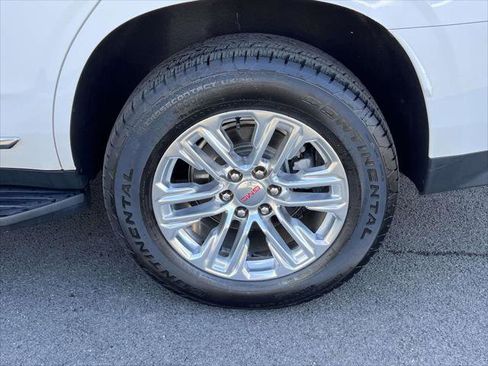 Used 2021 GMC Yukon SLT w/ SLT Luxury Plus Package AWD/4WD image 8
