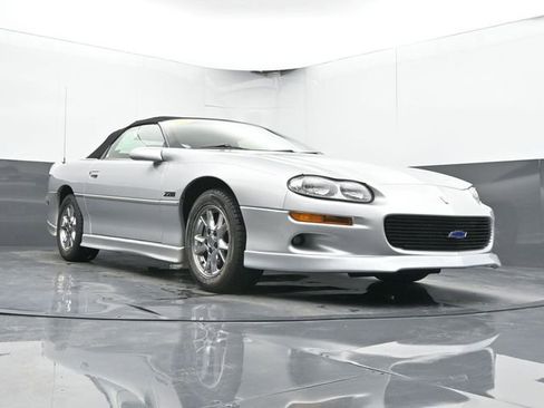 Used 2002 Chevrolet Camaro Z28 w/ Sport Appearance Pkg RWD image 42
