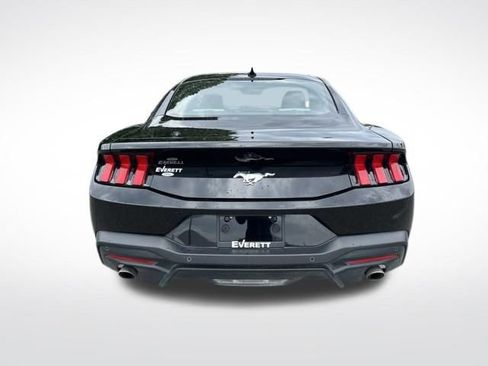 Used 2024 Ford Mustang Coupe RWD image 7