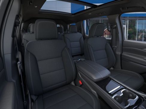 New 2026 Chevrolet Traverse LT w/ Sun and Wheel Package AWD/4WD image 16