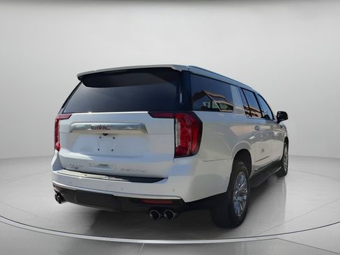 Used 2024 GMC Yukon XL Denali image 26