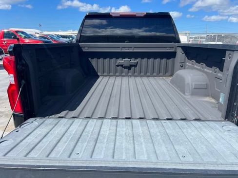 Used 2020 Chevrolet Silverado 1500 Custom Trail Boss w/ Custom Convenience Package AWD/4WD image 6