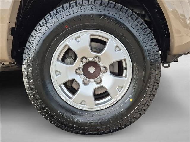 Used 2005 Toyota Tacoma PreRunner RWD image 27